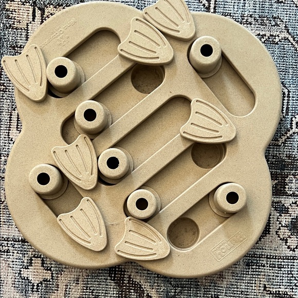 Interactive Tan Dog Puzzle Toy - Picture 1 of 2